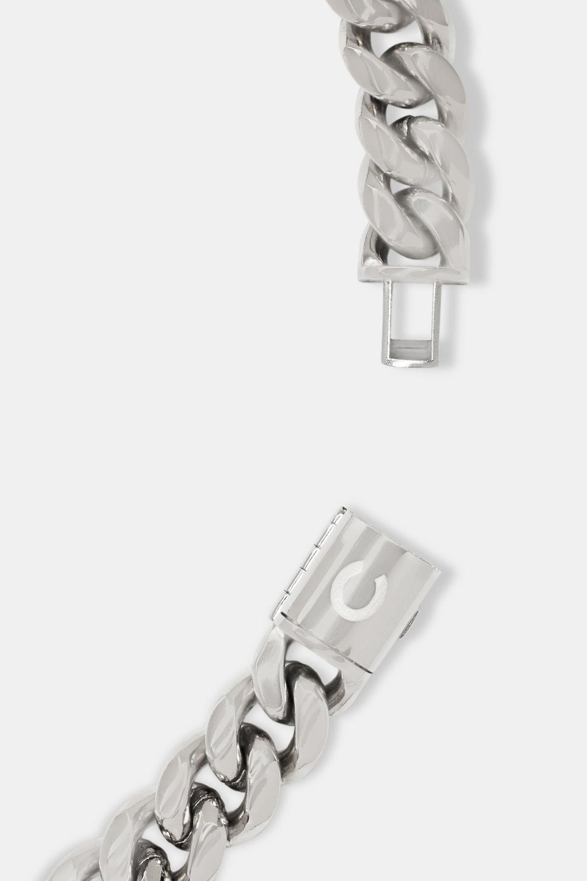 Cernucci Miami Cuban Link Chain - 12mm - White — 18" — Lifestyle View