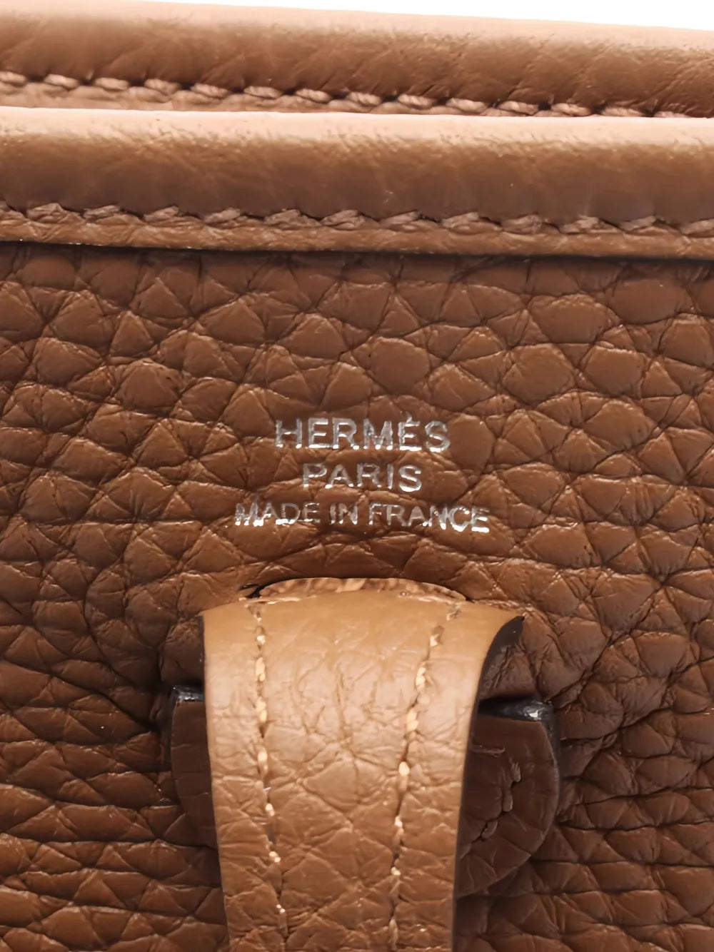 Pre-OwnedHermre-Owned2025 Evelyn TPM perforated shoulder Bag