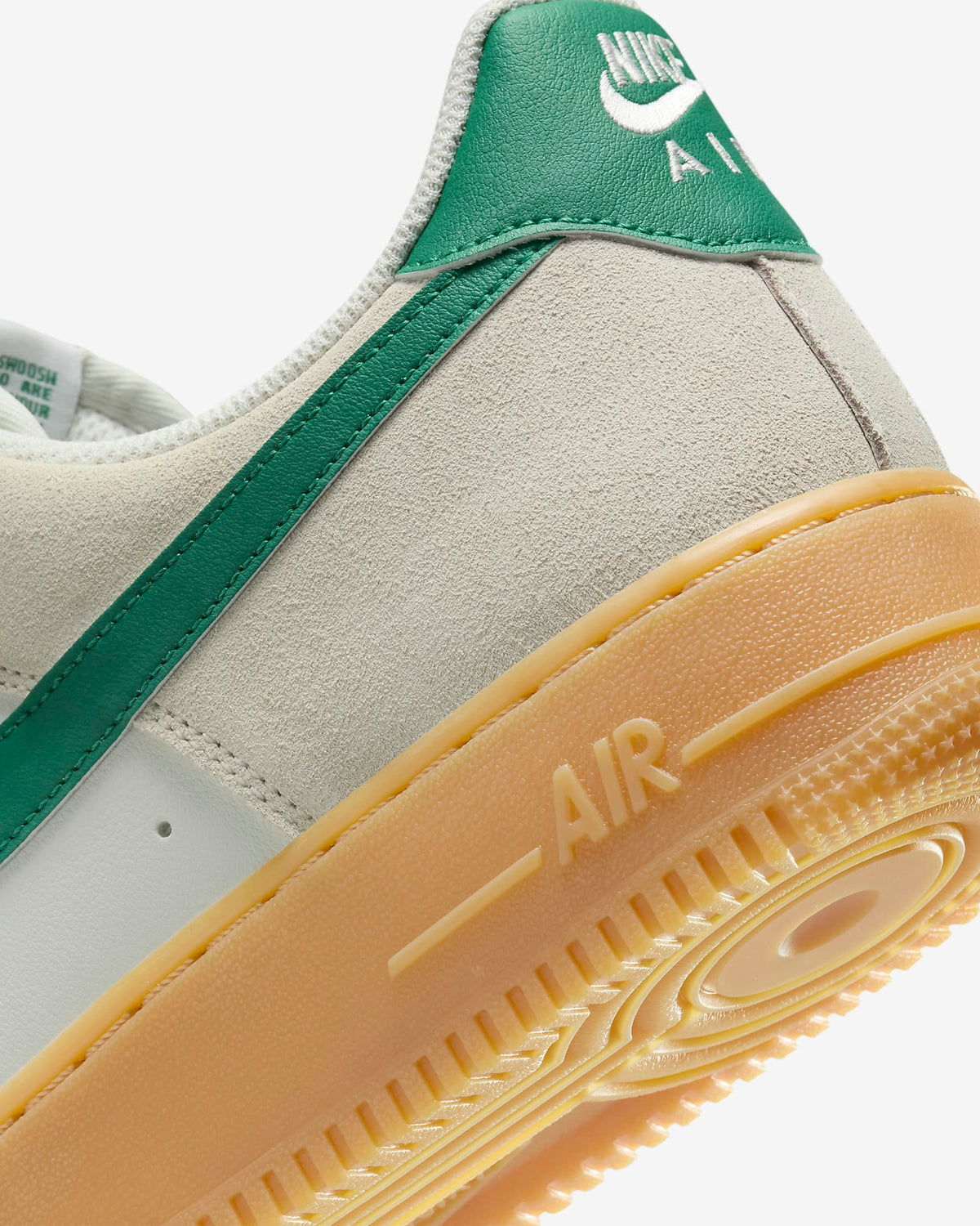 Nike Air Force 1 '07 LV8