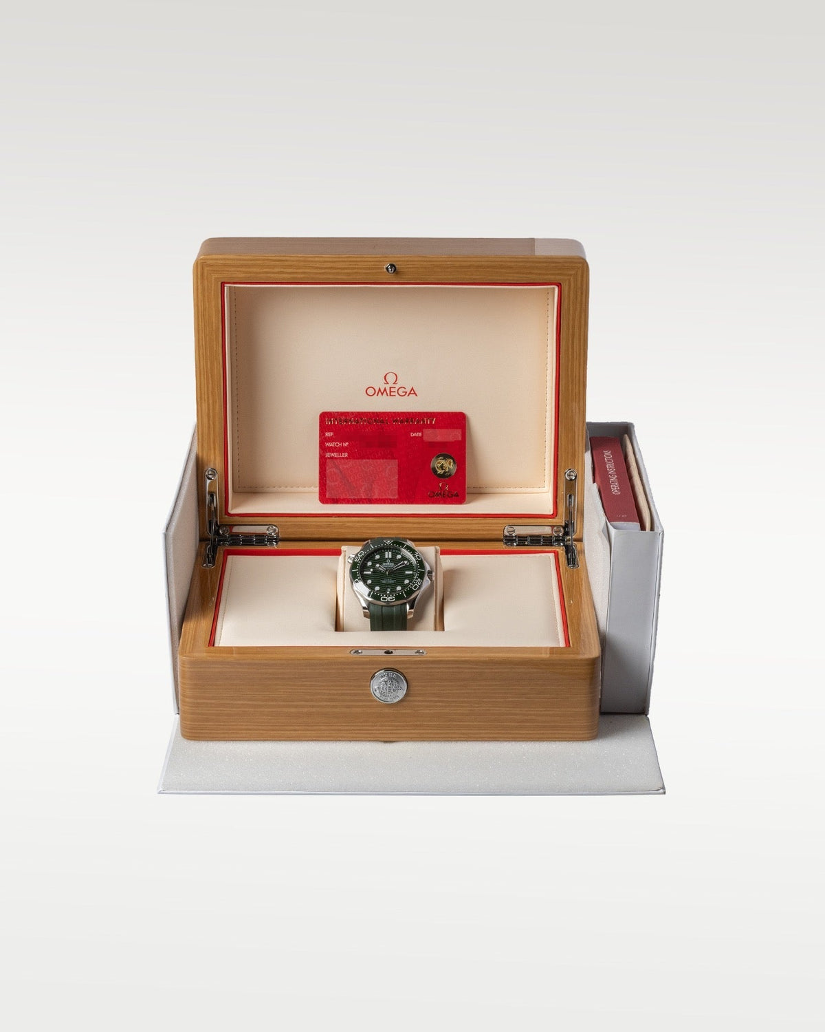 Omega Seamaster Master Chronometer 210.32.42.20.10.001