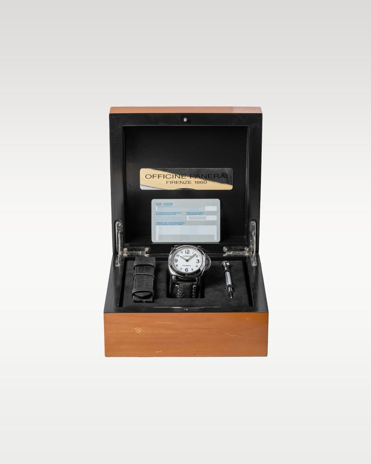 Panerai Luminor Base PAM00010