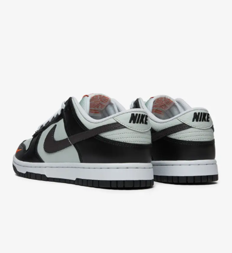 Nike SB Dunk Low