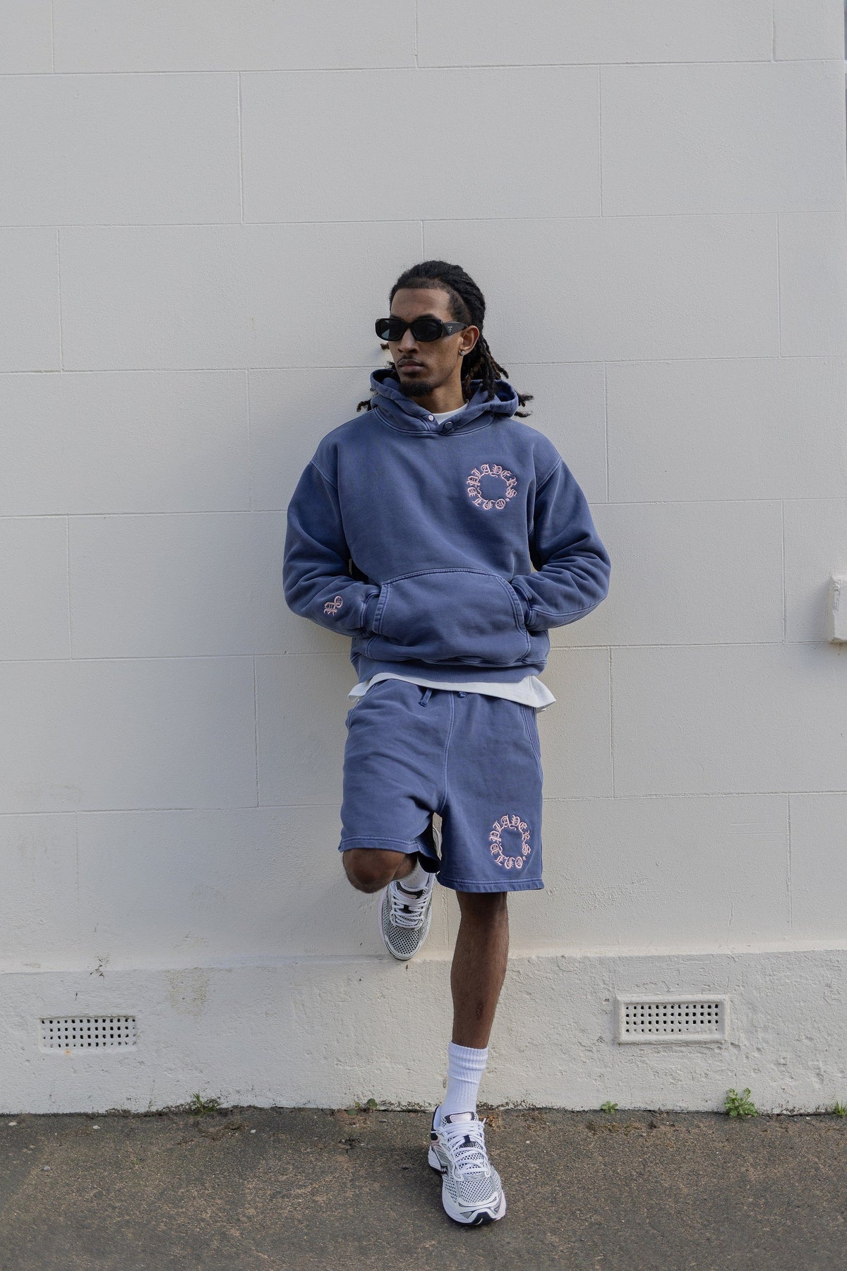 PLAYERS ONLY WASHED NAVY EMBROIDERED SHORTS — Small — Back View
