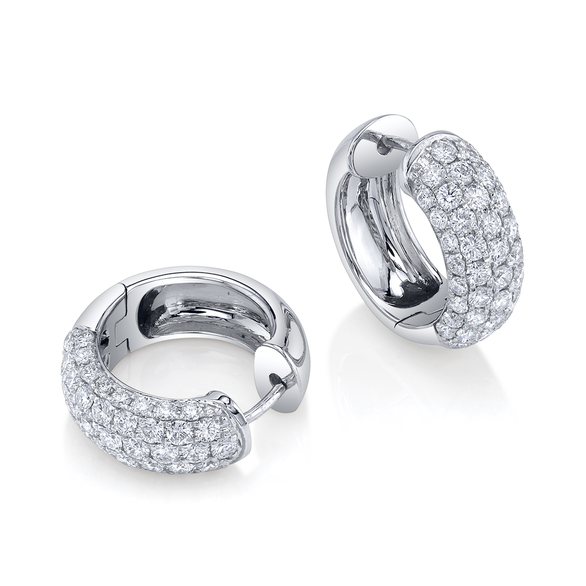 deBoulle Collection Micro Hoop Earrings with Diamonds in White Gold