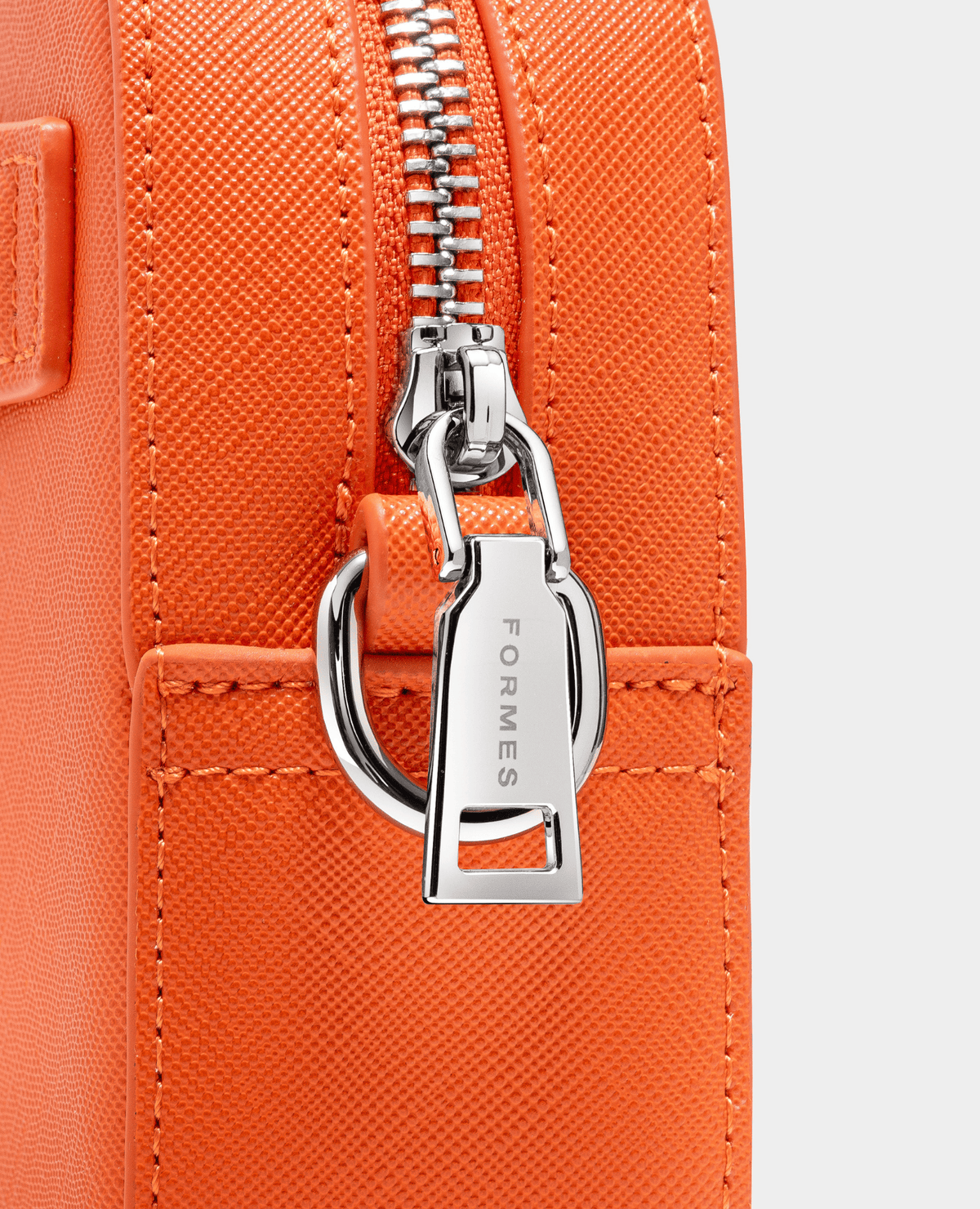 Formes Mini Adapt Magna — Detail View