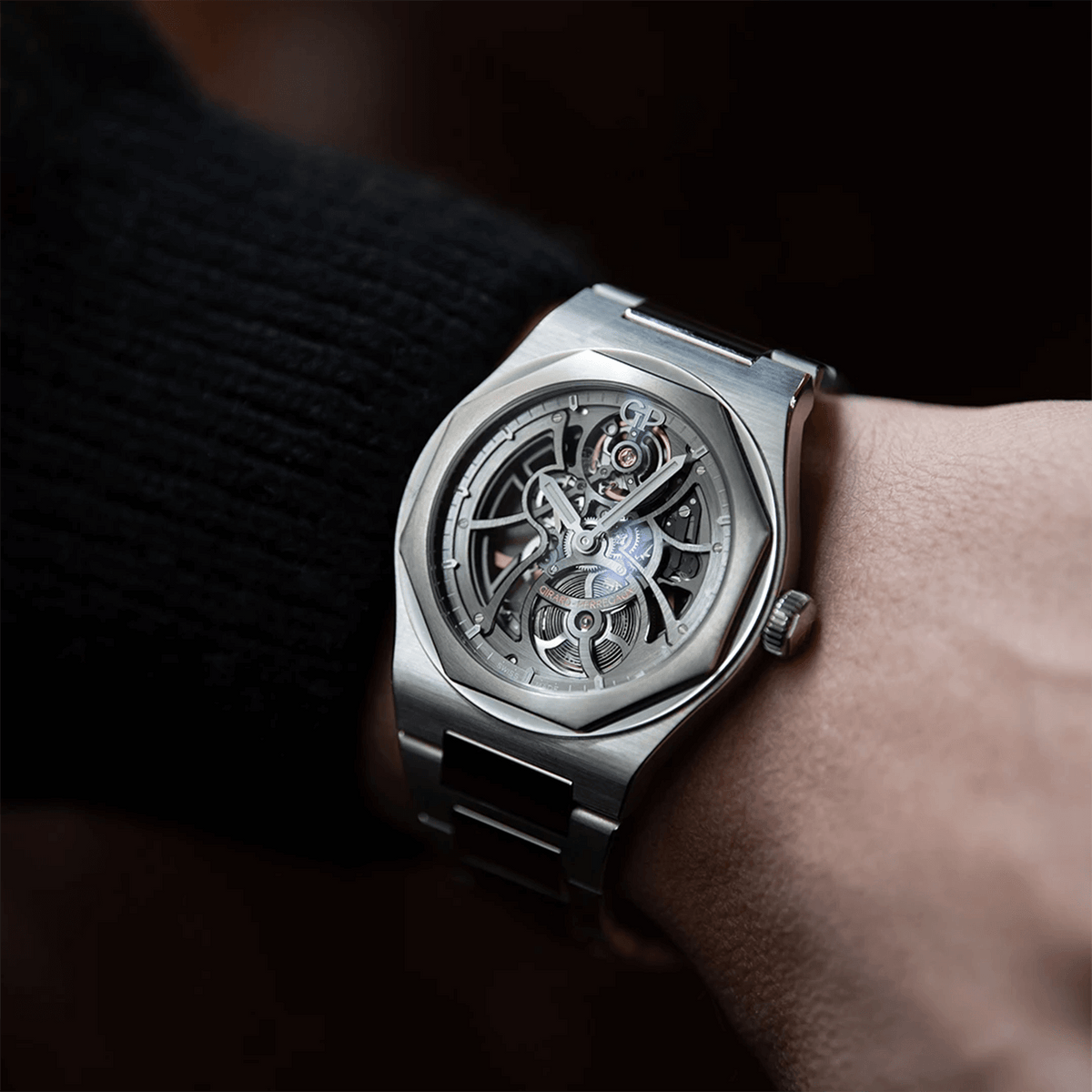 Girard-Perregaux Laureato Skeleton 81015-11-001-11A
