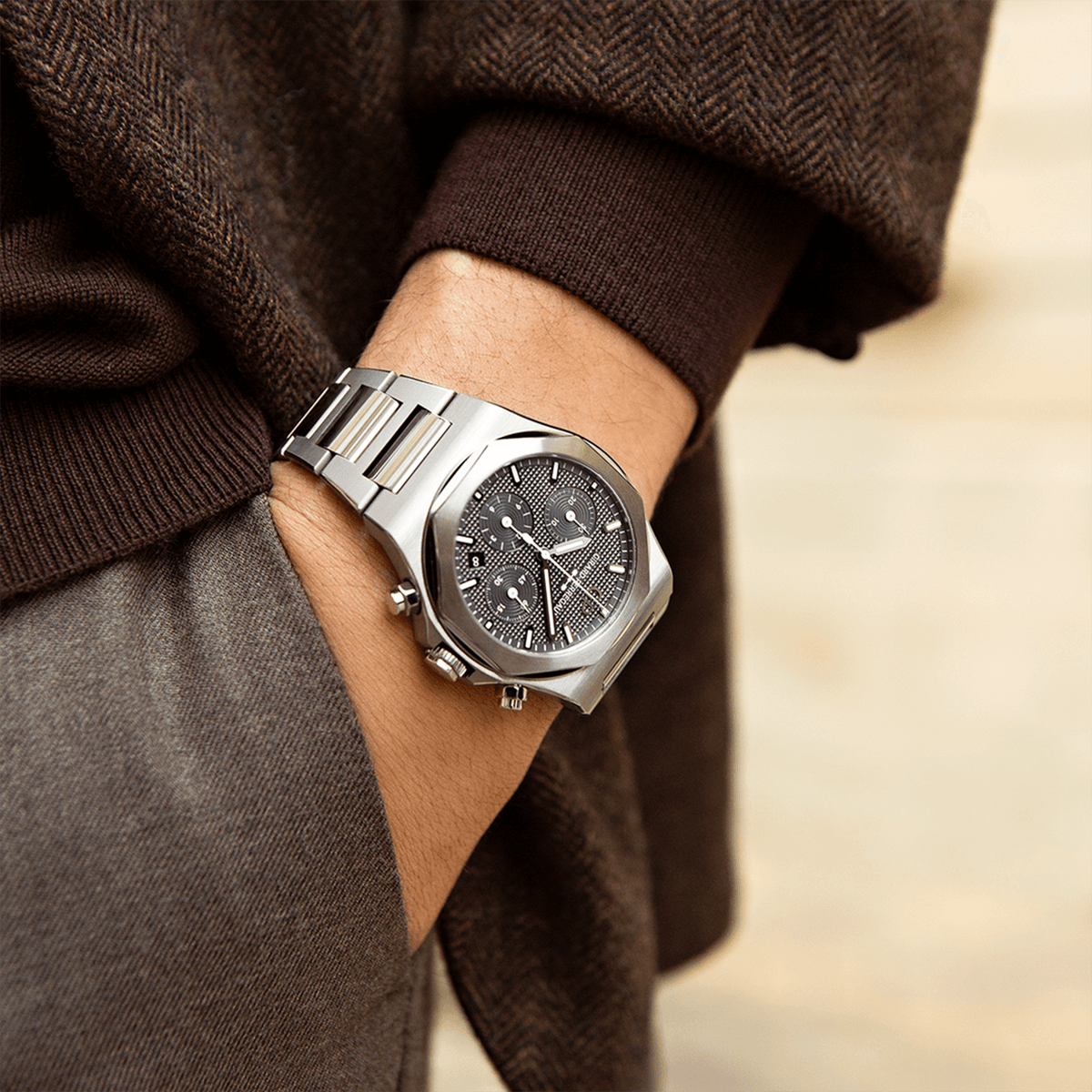 Girard-Perregaux Laureato Chronograph Ti49 81020-21-3263-1CM