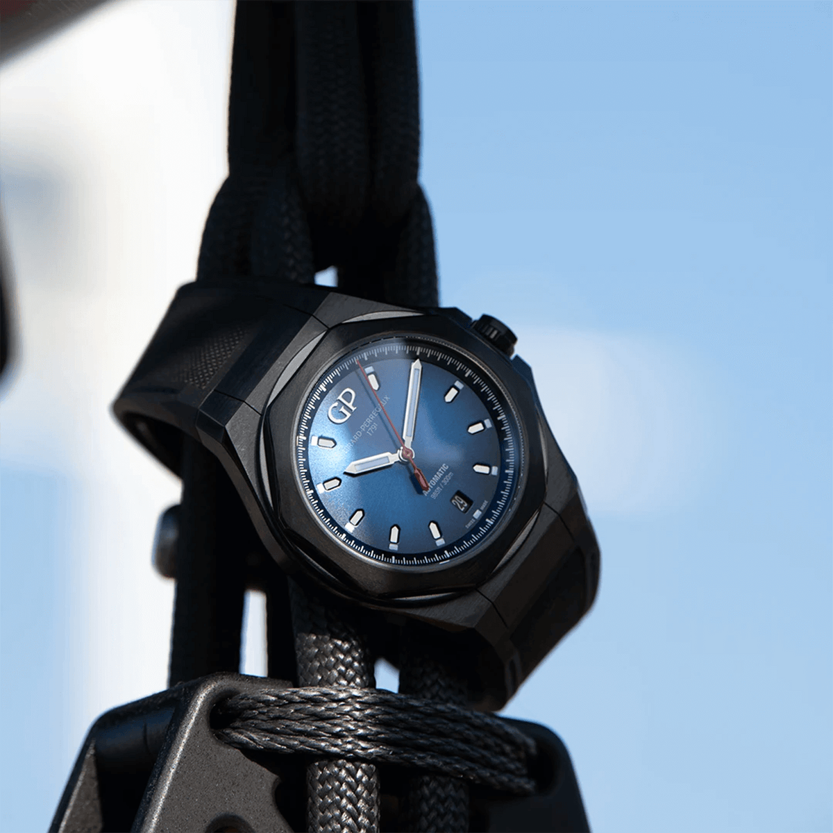 Girard-Perregaux Laureato Absolute 81070-21-491-FH6A