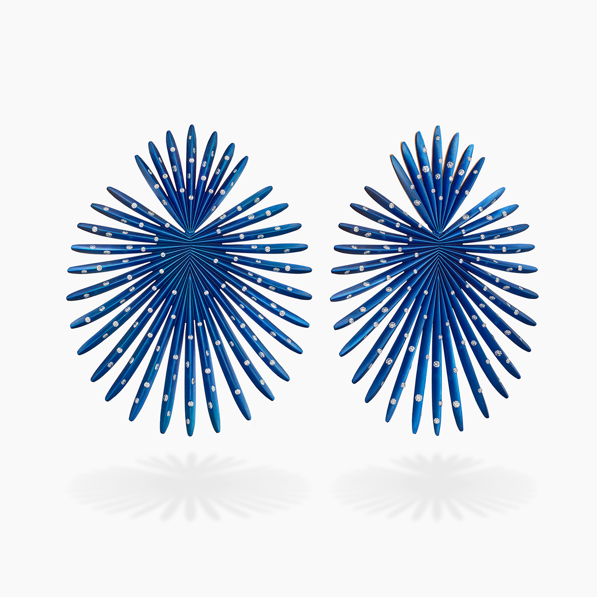 Giorgio B Small Palma Titanium Diamond Earrings