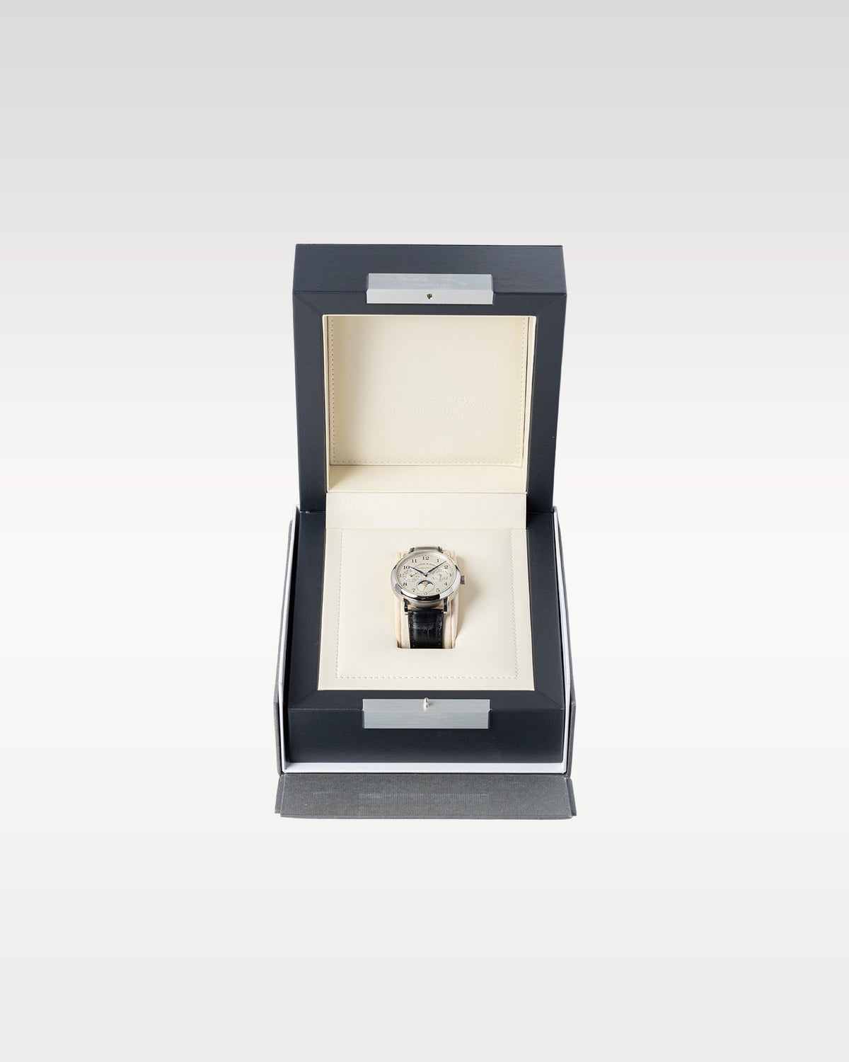 A. Lange & Söhne 1815 Annual Calendar 238.026