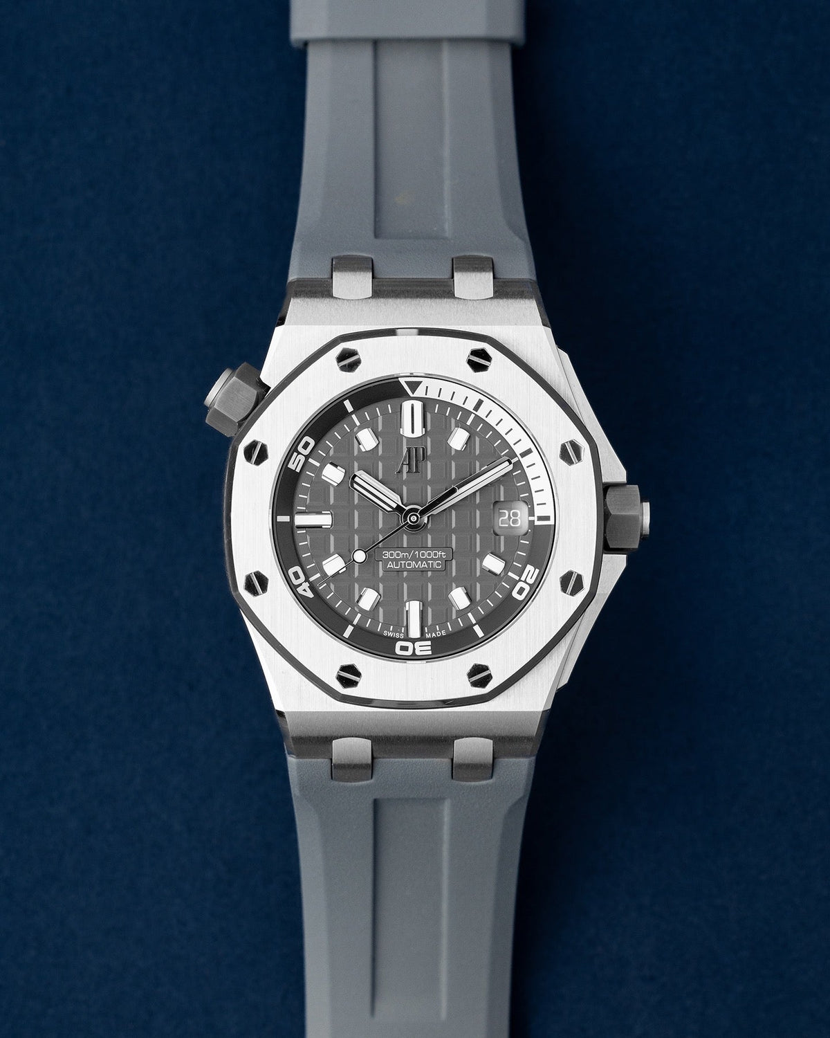 Audemars Piguet Royal Oak Offshore Diver 15720ST.OO.A009CA.01
