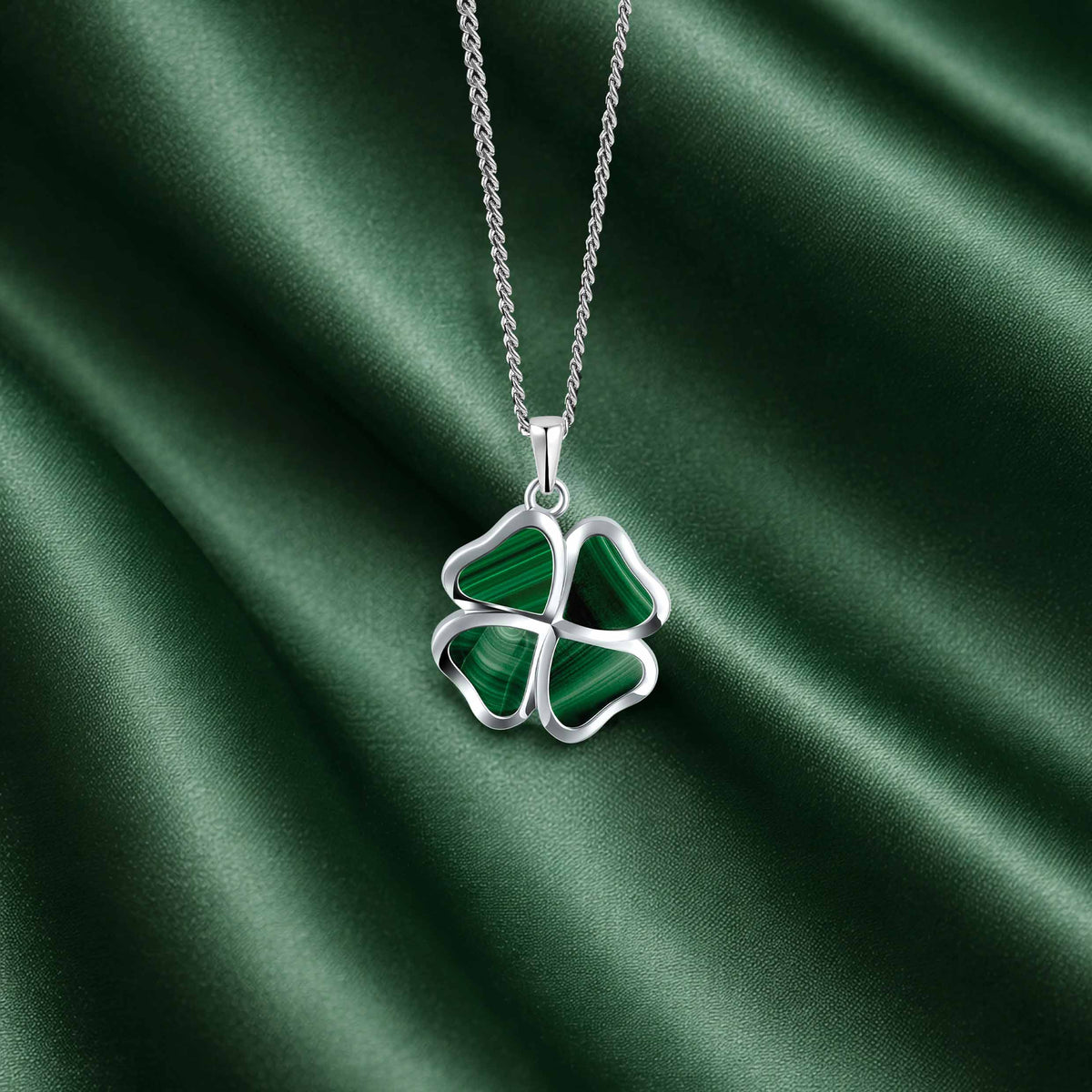 Clover Pendant - Malachite