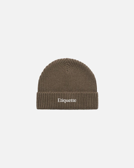 Etiquette Ribbed Beanie 'Walnut' — Walnut — Front View