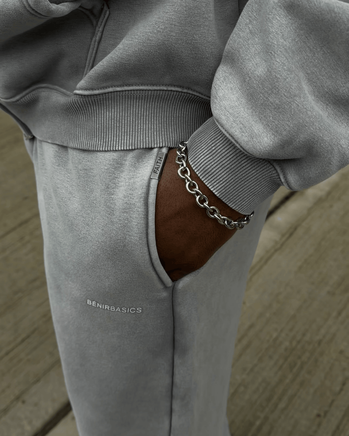Bénir Club Basics Hoodie - Charcoal — XS — Lifestyle View