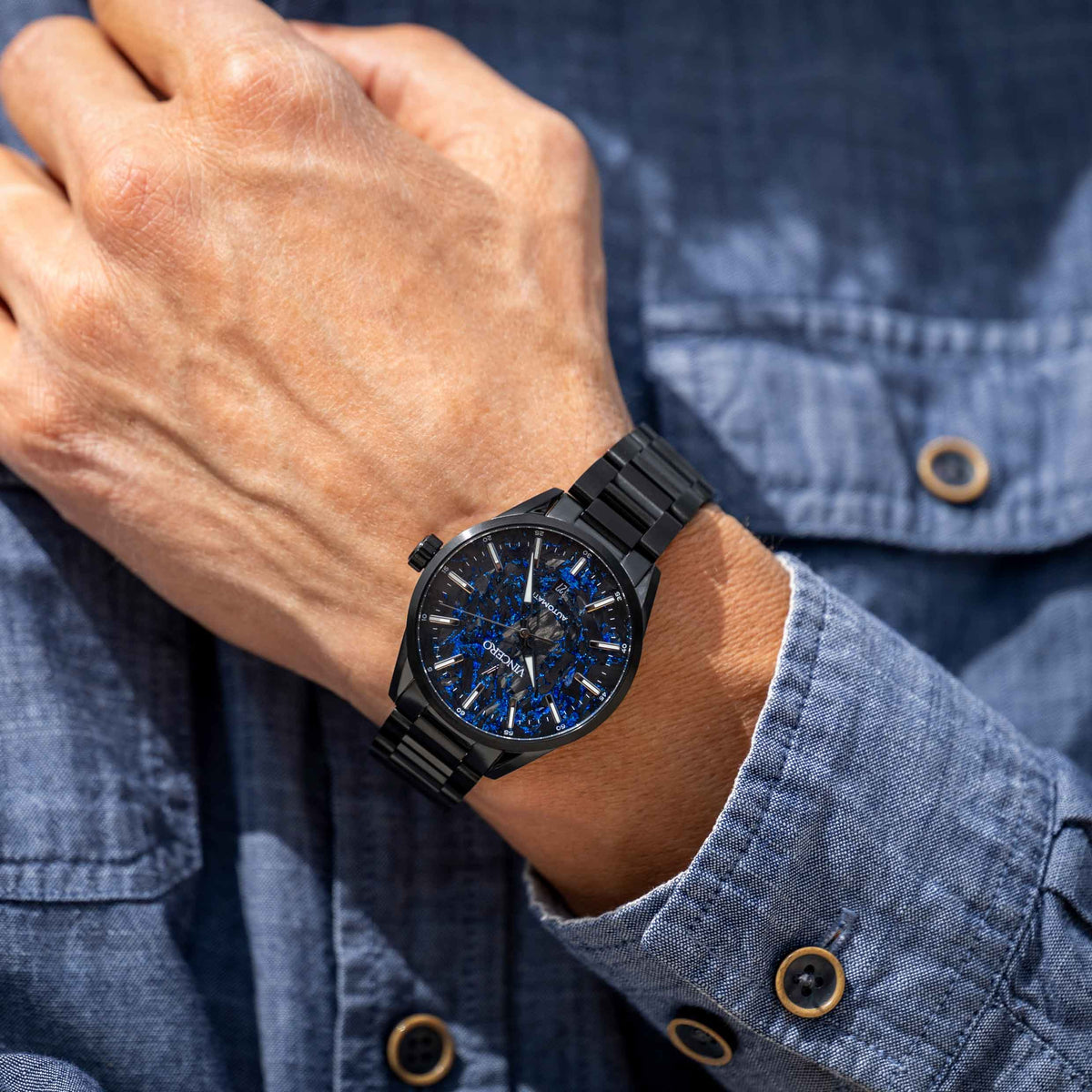 Forged Carbon - Blue Ember