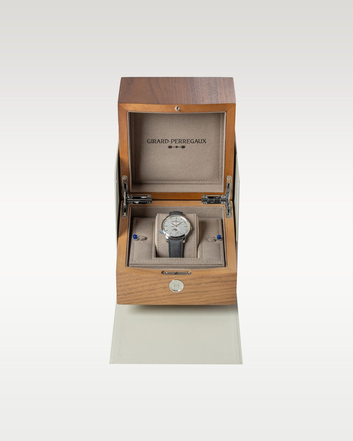 Girard-Perregaux 1966 49535-11-131-BB60