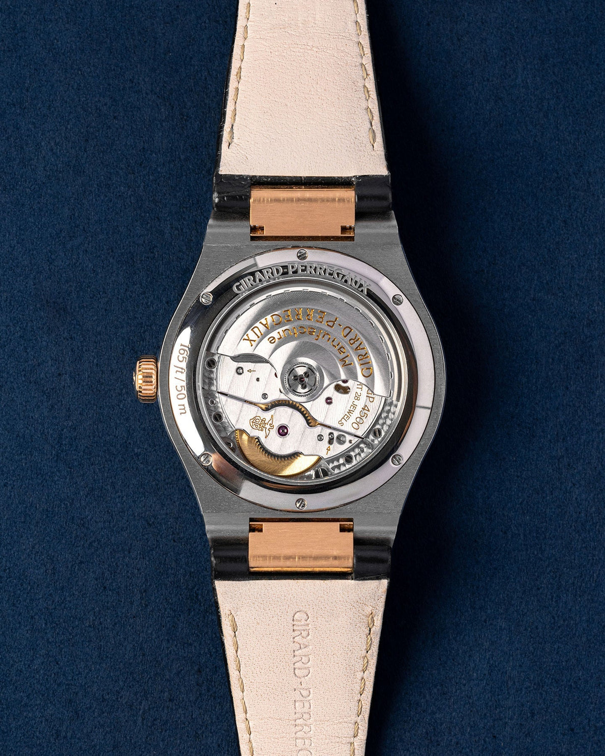 Girard-Perregaux Laureato 81010-26-232-BB6A