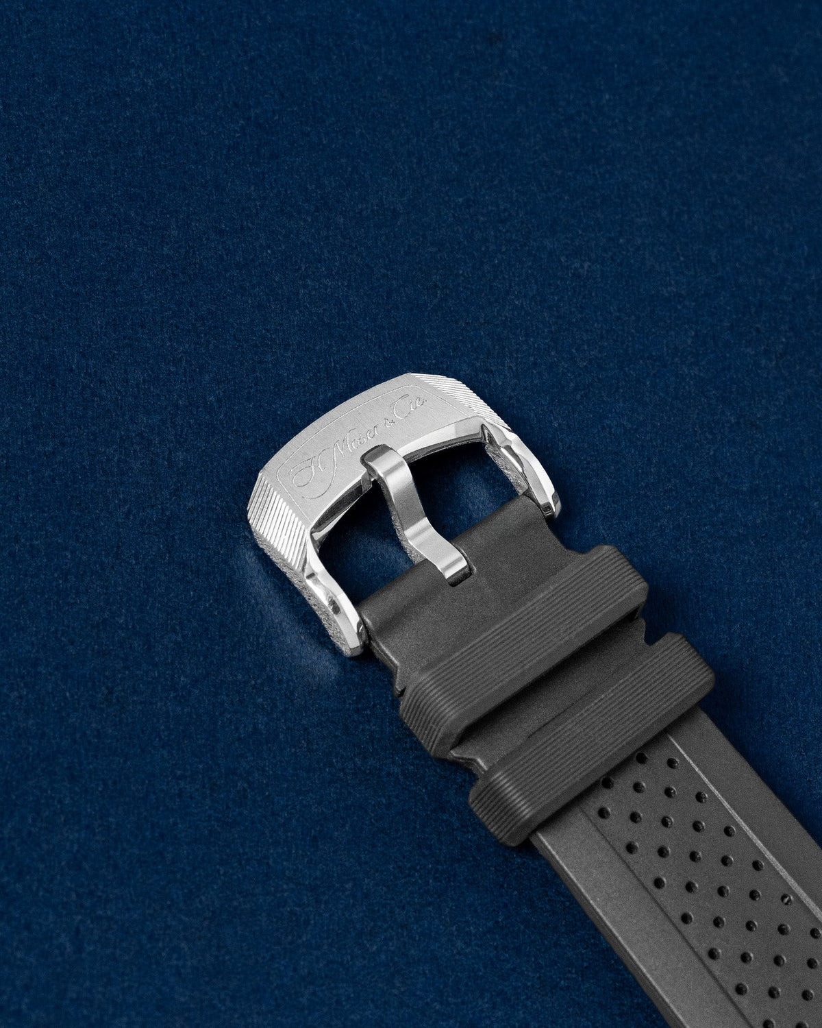 H.Moser & Cie. Pioneer Centre Seconds 3200-1200