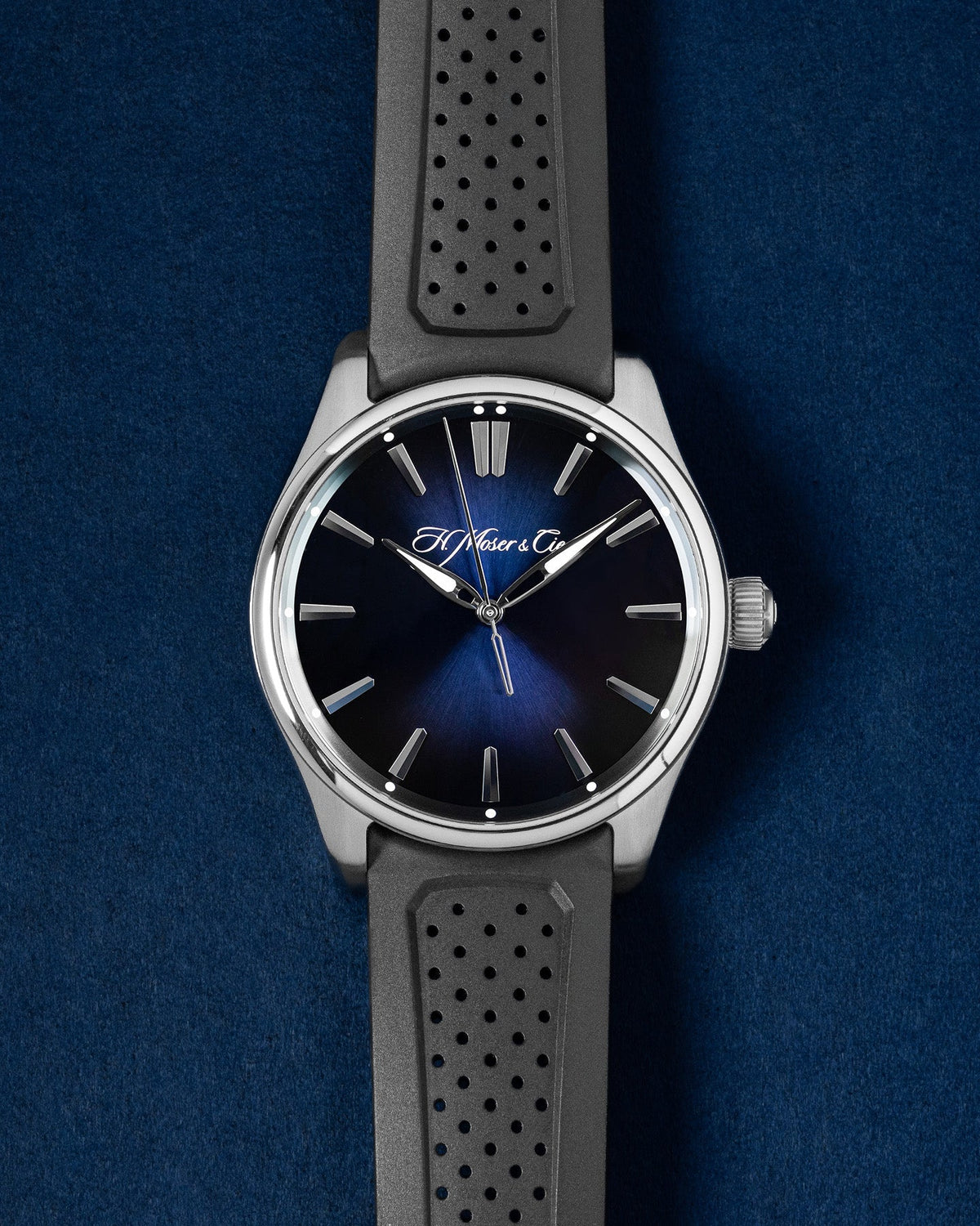 H.Moser & Cie. Pioneer Centre Seconds 3200-1200