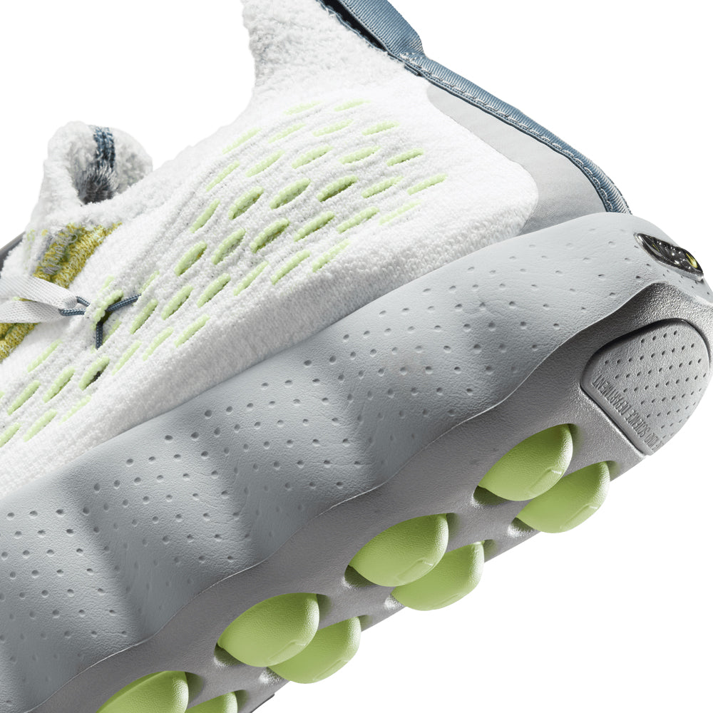 Nike Mind 002 Flyknit