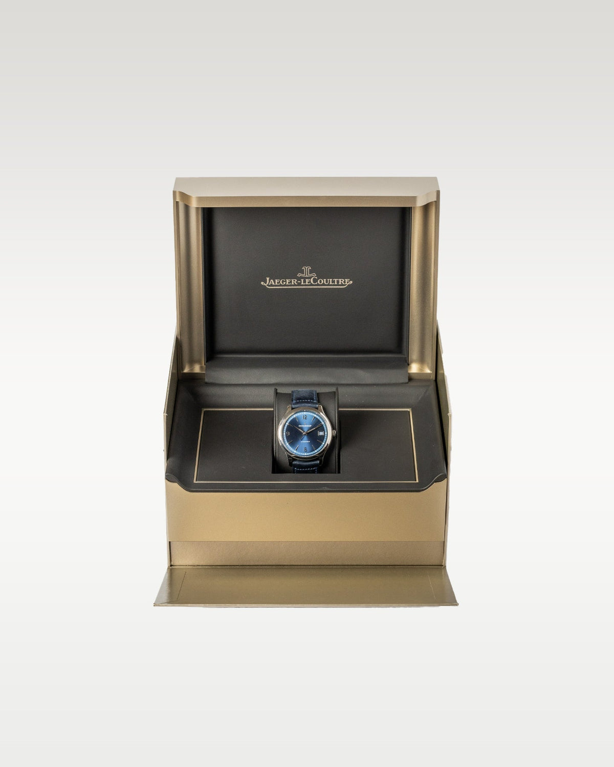 Jaeger-LeCoultre Master Control Date Q4018480