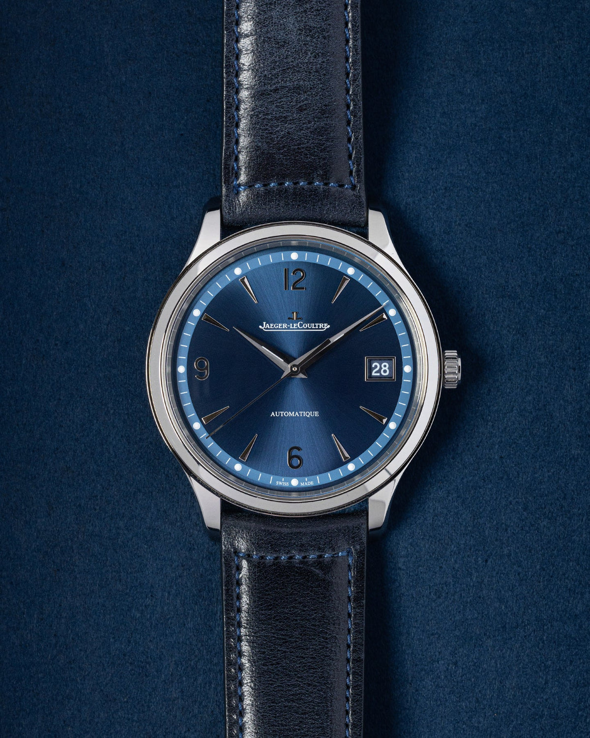 Jaeger-LeCoultre Master Control Date Q4018480