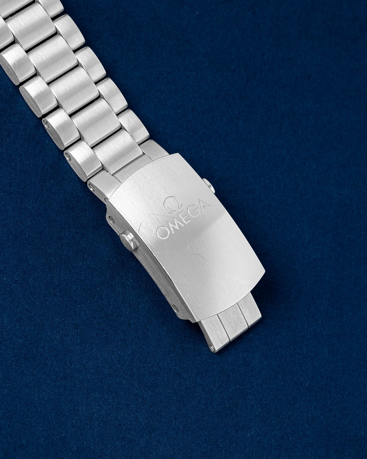 Omega Seamaster Planet Ocean 215.30.40.20.01.001