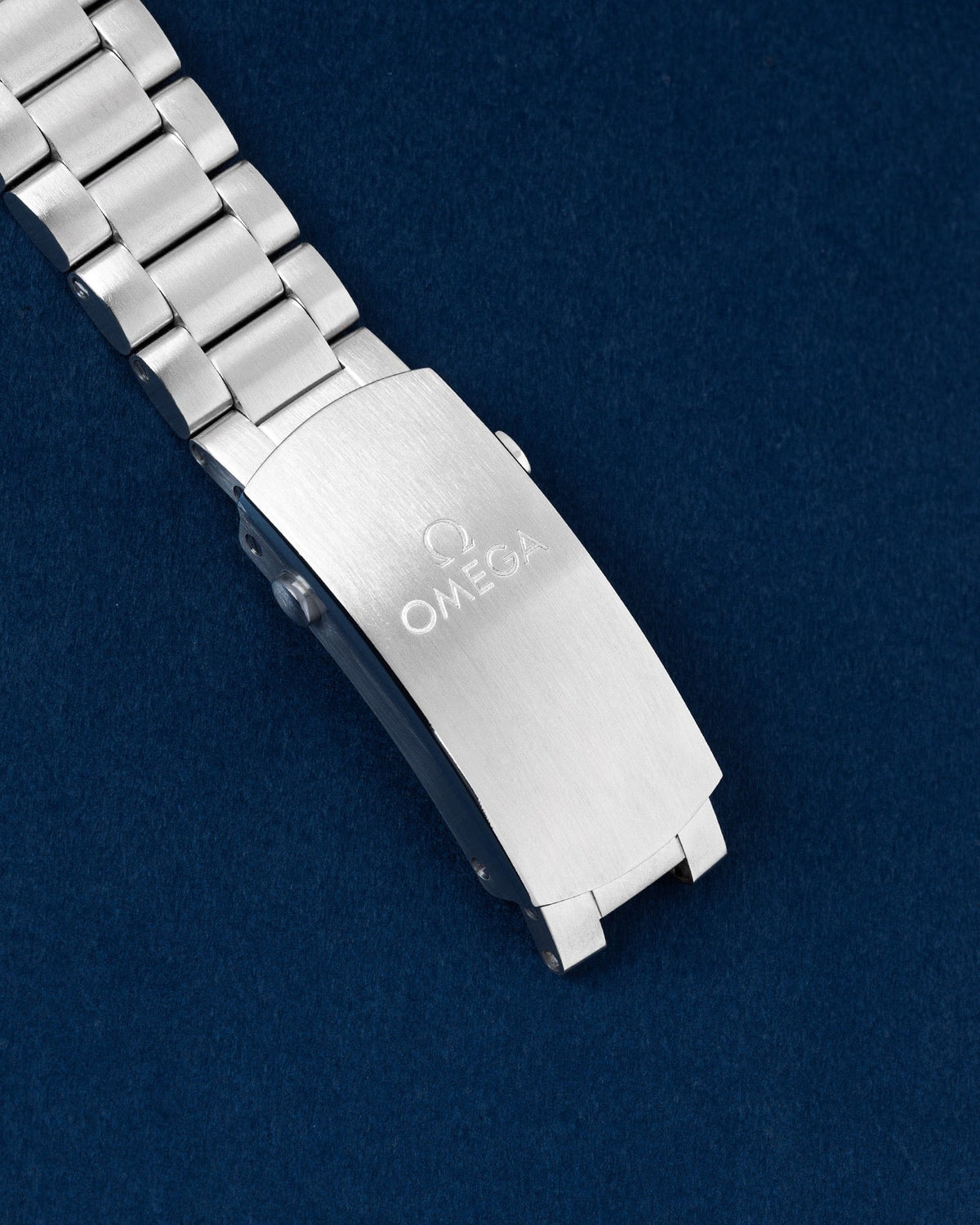 Omega Seamaster Planet Ocean 215.30.44.21.01.001