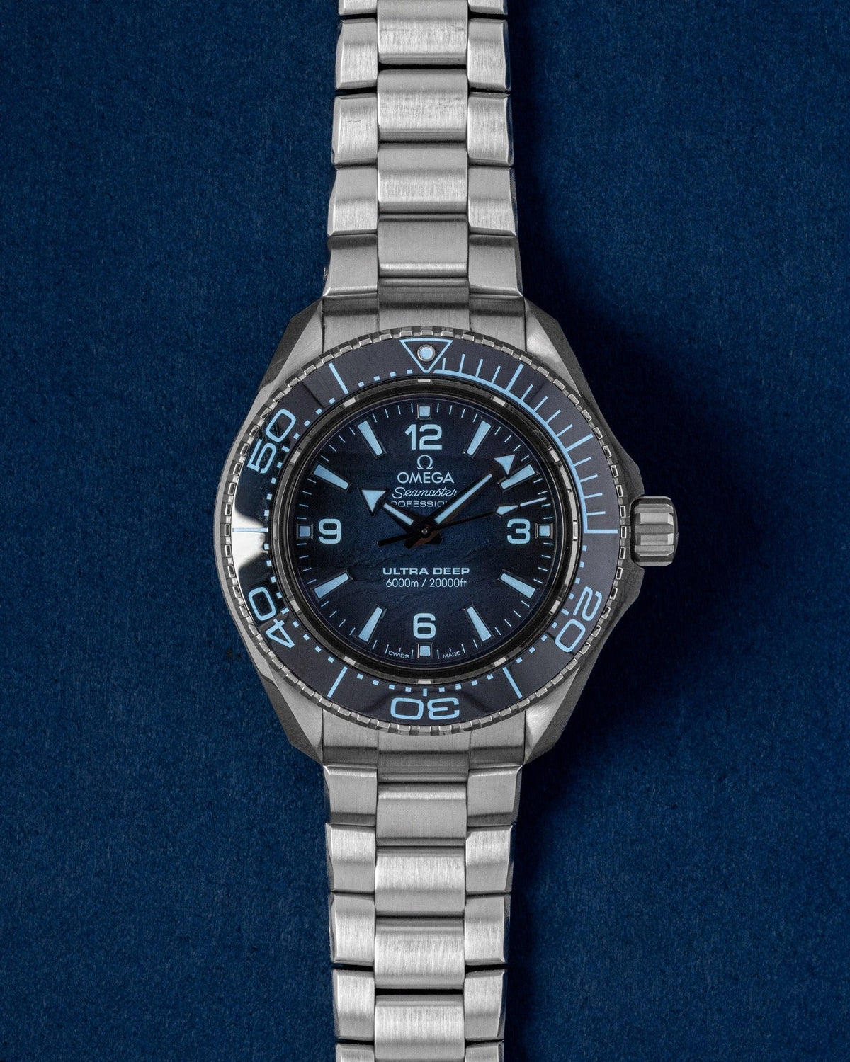 Omega Seamaster Planet Ocean 6000m 215.30.46.21.03.002