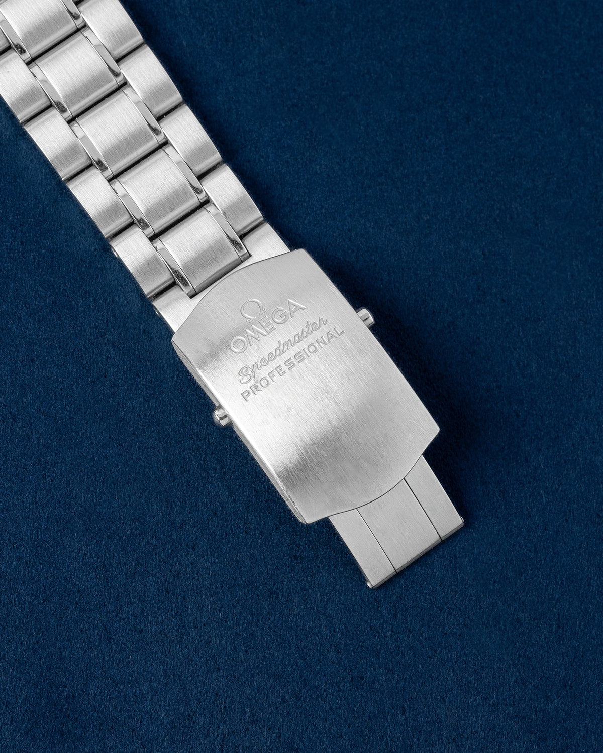 Omega Speedmaster 31130423001005