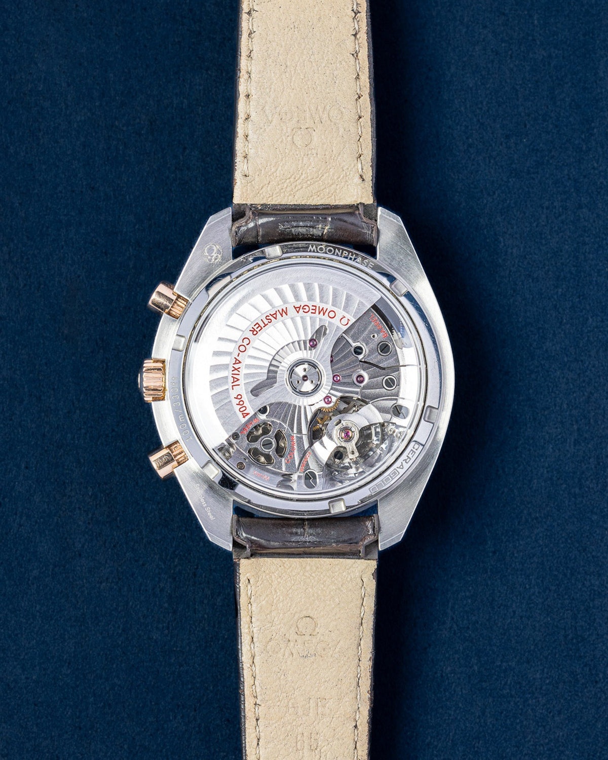 Omega Speedmaster Moonphase 304.23.44.52.13.001