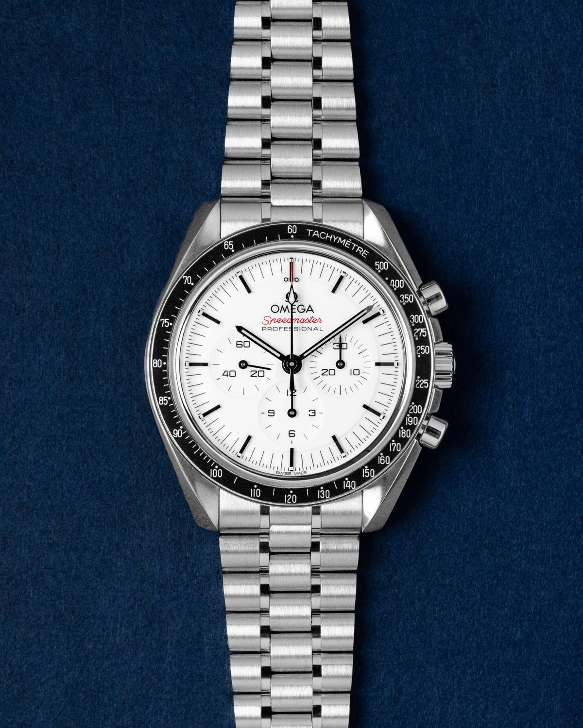 Omega Speedmaster Moonwatch 31030425004001
