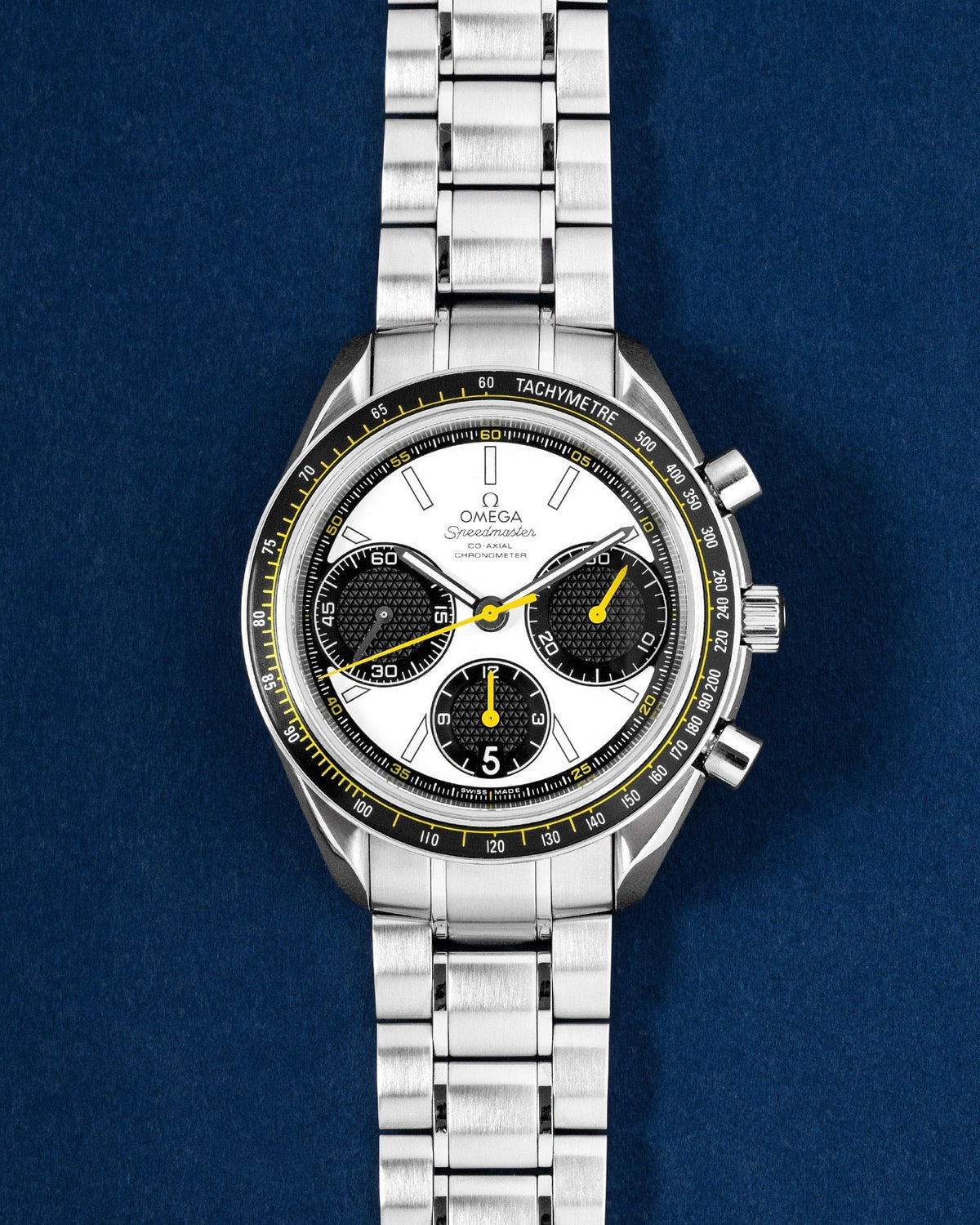 Omega Speedmaster Racing 326.30.40.50.04.001