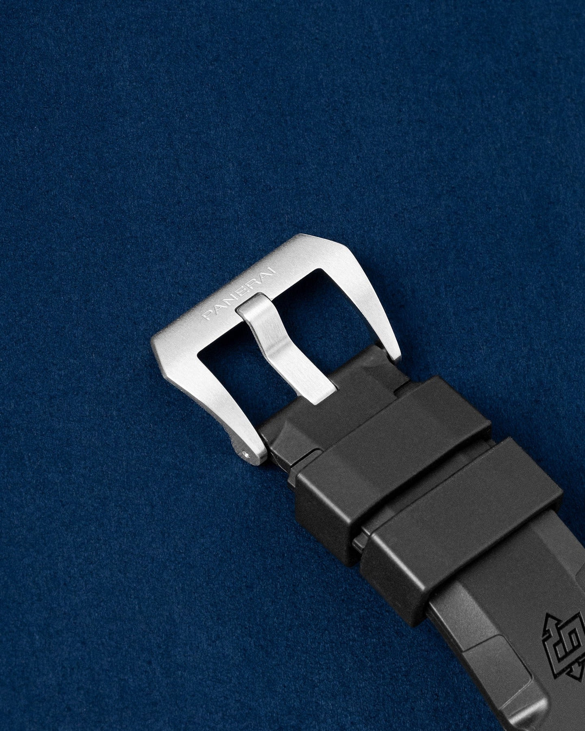 Panerai Submersible Azzurro 42mm Limited Edition