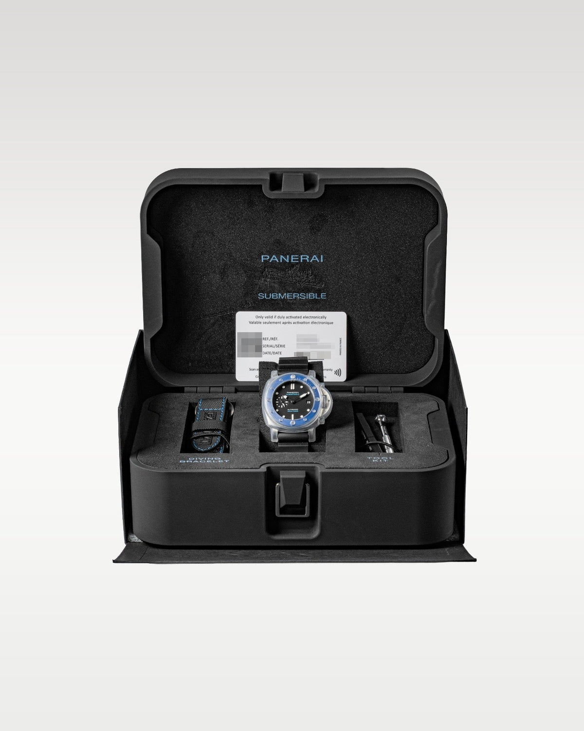 Panerai Submersible Azzurro 42mm Limited Edition