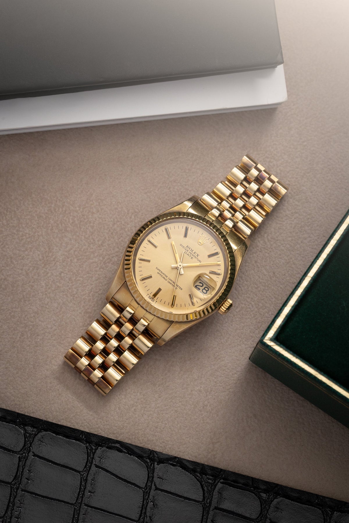 Rolex Date 15037