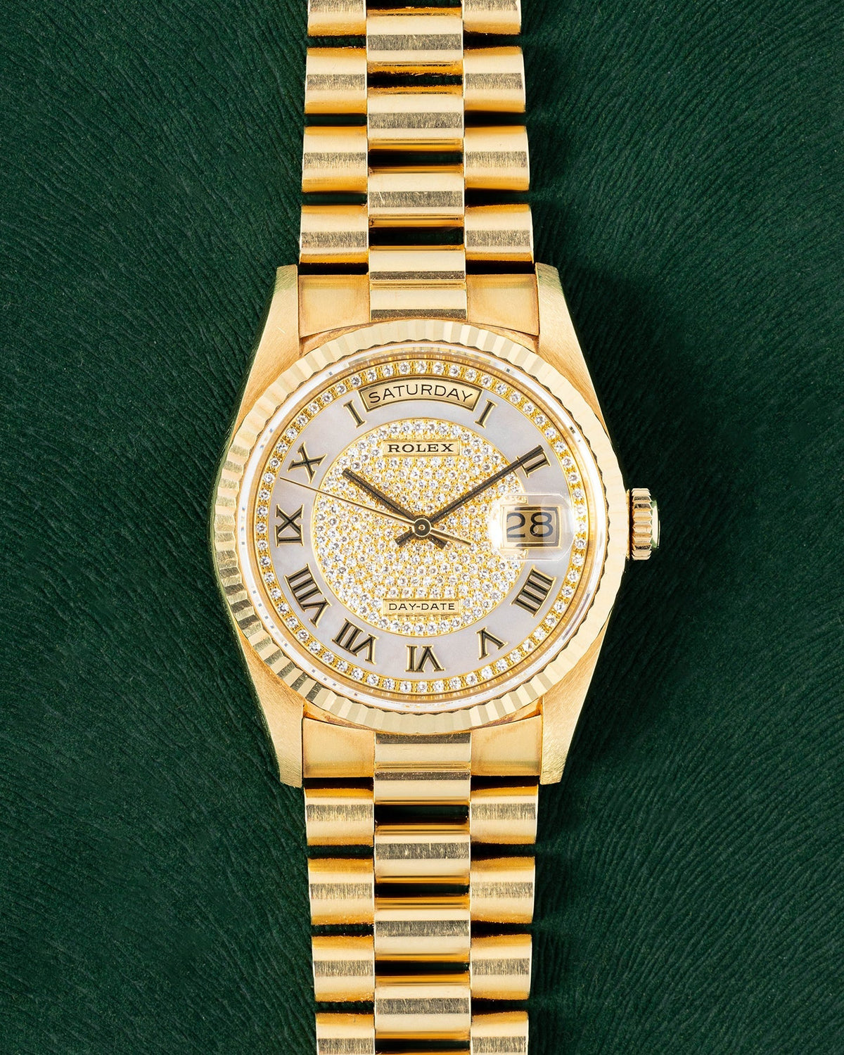 Rolex Day-Date Diamond MOP 18238