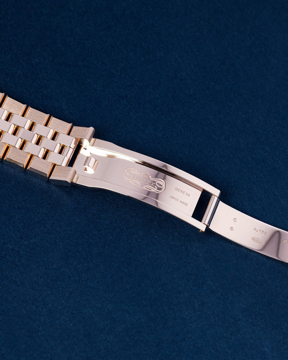 Rolex Land-Dweller 127235