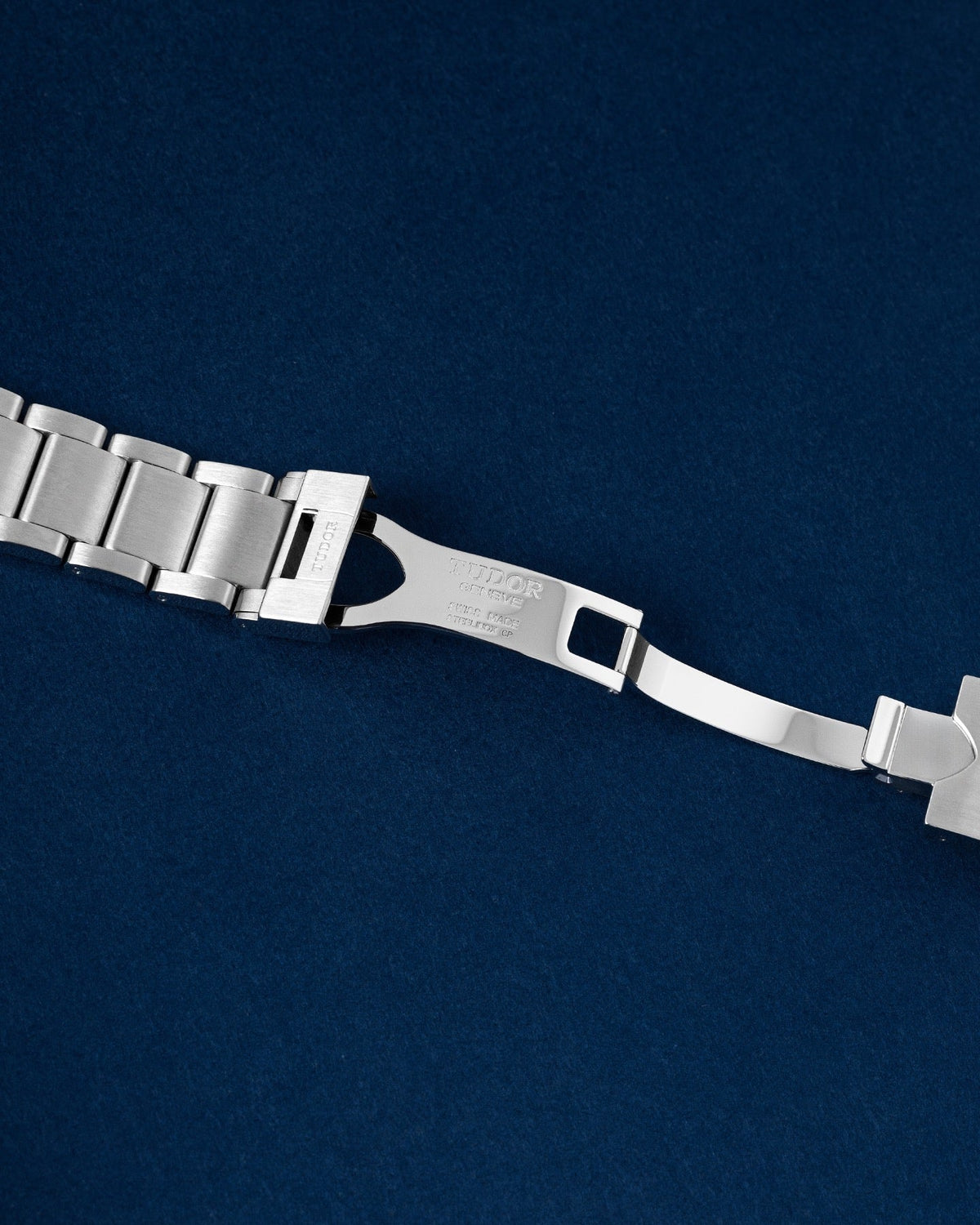 Tudor Black Bay 79220B