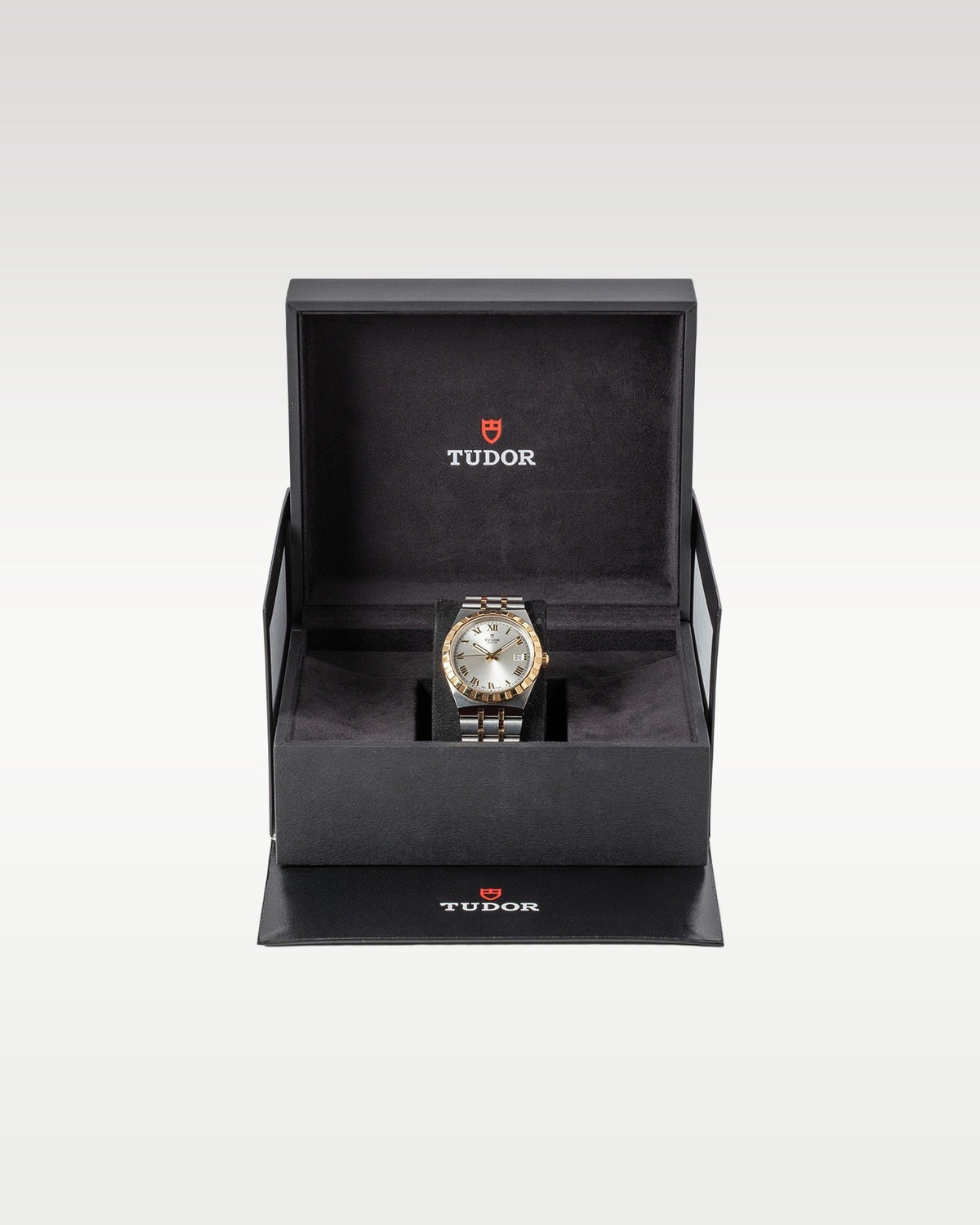 Tudor Royal M28503-0001