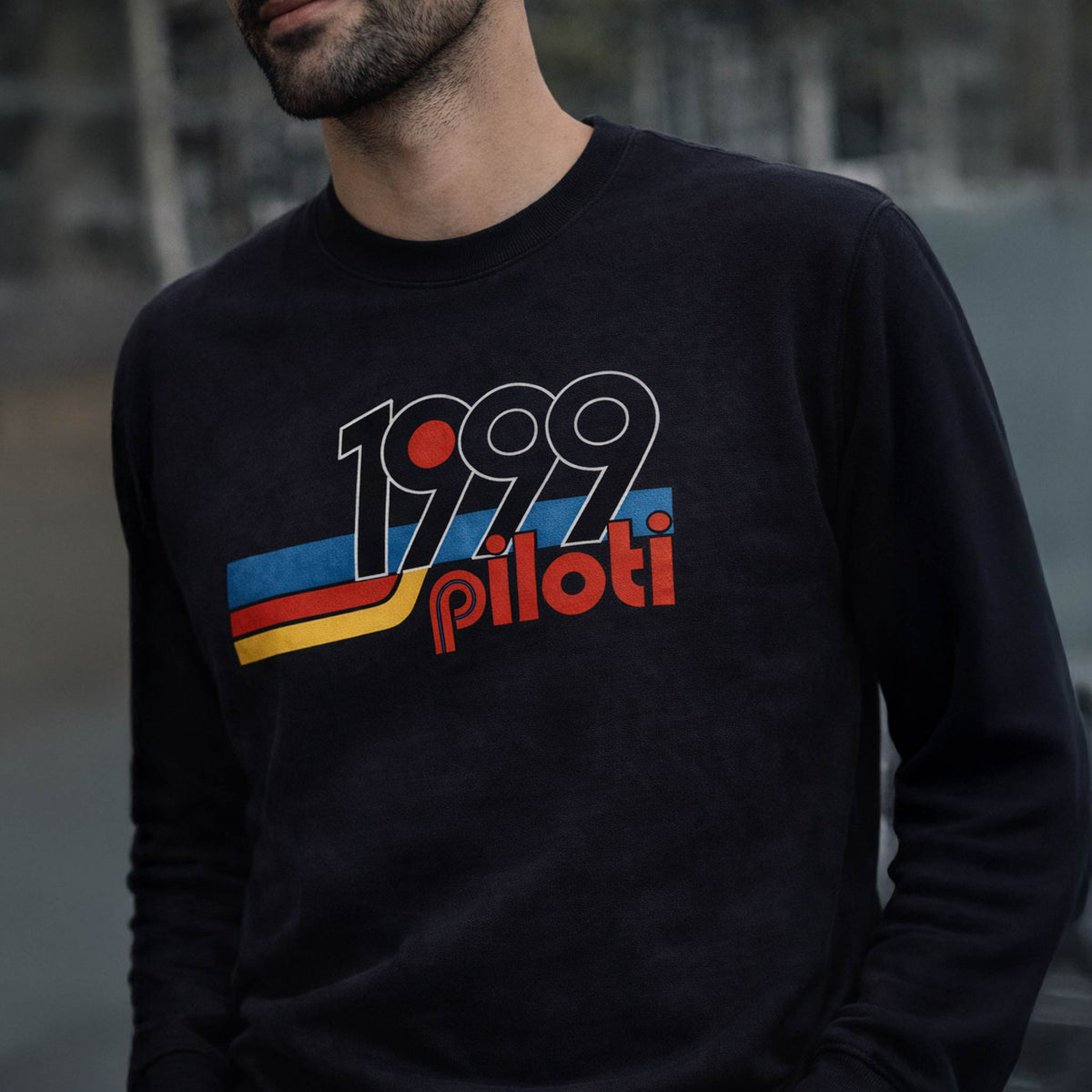 Retro 1999 Crewneck - Black