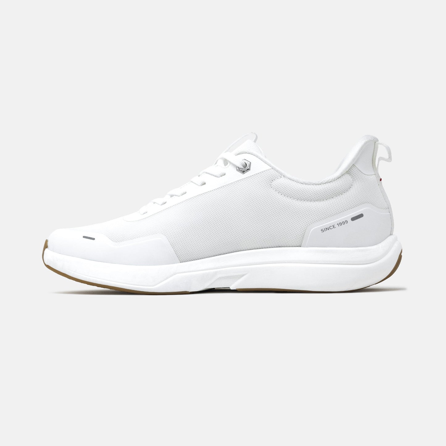 Paddock - White/White