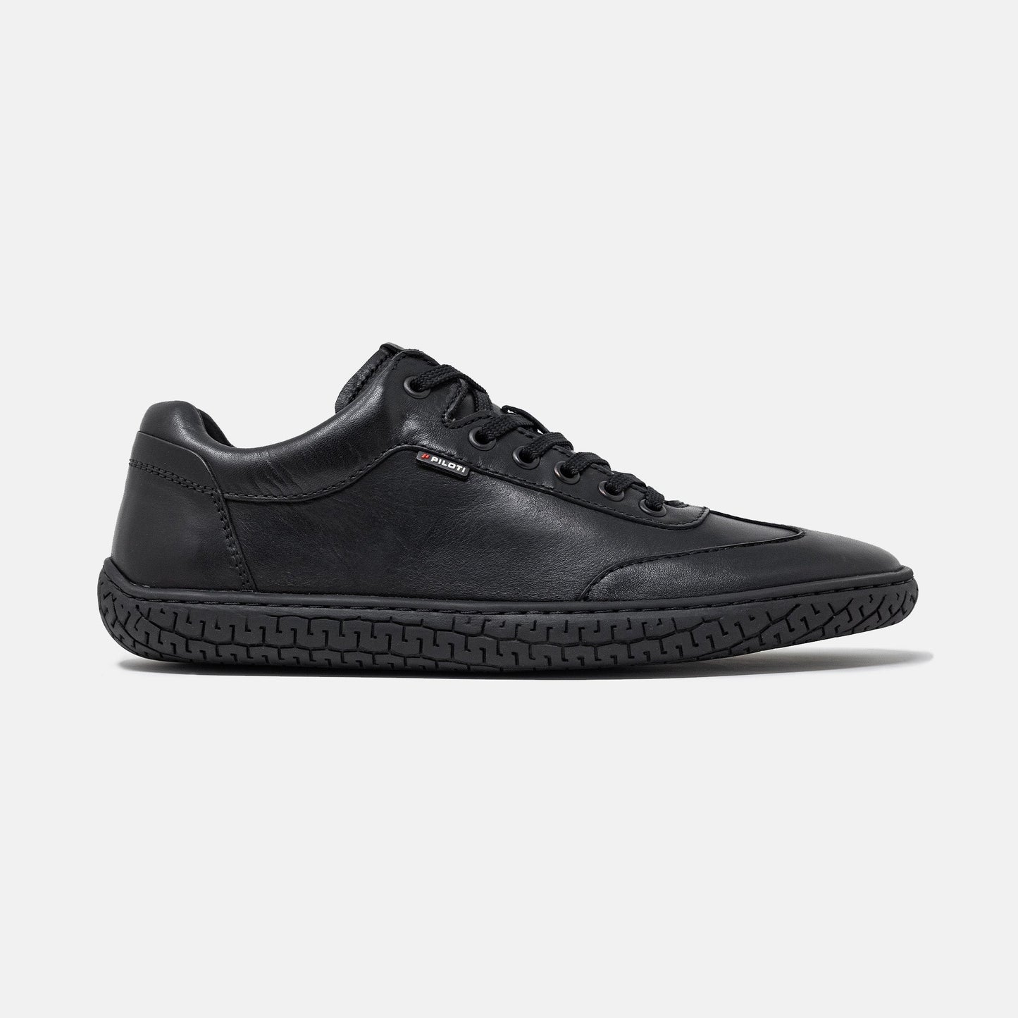 Piloti Men's Shift - Black in Lateral View