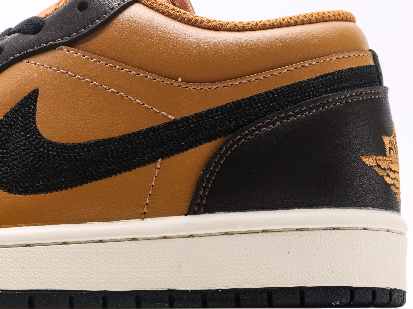 Air Jordan 1 Low SE